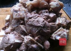 猪脚的做法图解1