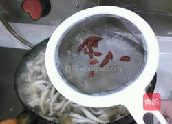 蟹味菇鲜菜汤的做法图解6