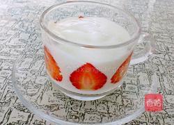 芒果草莓酸奶杯的做法图解4