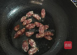 腊肠炒青椒的做法图解3