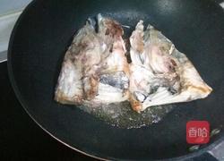 啤酒炖胖头鱼头的做法图解4