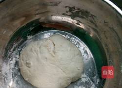 韭菜馅饼的做法图解1