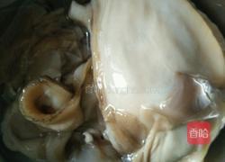 辣炒河蚌的做法图解1