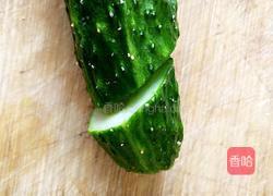 泡泡鱼黄瓜拼盘的做法图解3