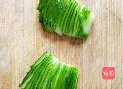 泡泡鱼黄瓜拼盘的做法图解5