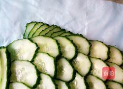 泡泡鱼黄瓜拼盘的做法图解17