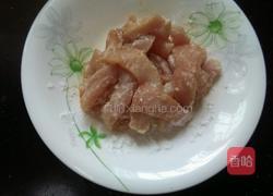 翡翠糖醋里脊的做法图解2