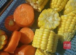 养生滋补猪脚汤的做法图解2