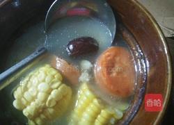 养生滋补猪脚汤的做法图解4