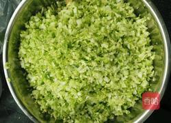 包菜饺子馅的做法图解4