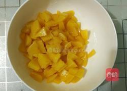 自制黄桃酸奶的做法图解5