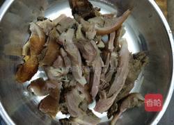 烧肉炒荷兰豆的做法图解2