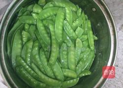 烧肉炒荷兰豆的做法图解4