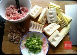春笋酿文武肉的做法图解1