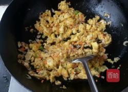 菠菜鸡蛋虾皮馅饼的做法图解3