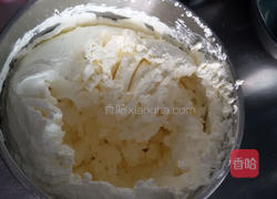 草莓裸蛋糕的做法图解1