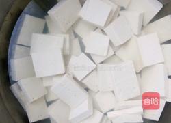 五香豆腐块的做法图解2