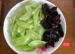 家常莴笋的做法图解1