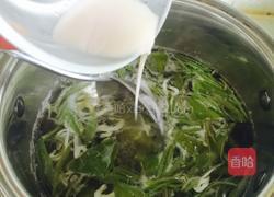 莼菜银鱼羹的做法图解6