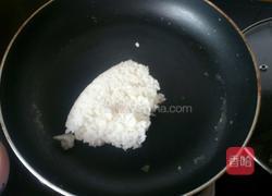 酱油炒饭的做法图解4