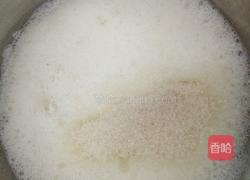 戚风纸杯蛋糕的做法图解2