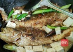 黄花鱼炖豆腐的做法图解3
