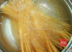 简易版肉酱意面的做法图解2