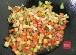 老干妈蛋炒饭的做法图解2