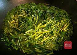 凉拌川芎叶的做法图解2