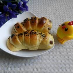 毛毛虫肉松面包的做法[图]