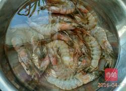 家常油爆虾的做法图解1