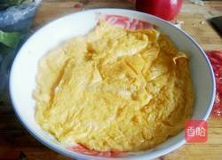 鲜嫩番茄炒蛋派的做法图解2