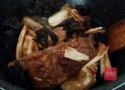 鲤鱼小炖的做法图解2