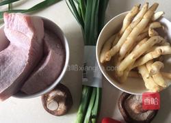 蒜苗回锅的做法图解1