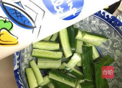 凉拌小黄瓜的做法图解2