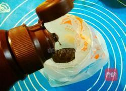 巧克力芒果拉花酸奶杯的做法图解8