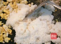 蛋炒饭的做法图解2