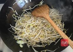 炒绿豆芽的做法图解4