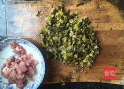 咸菜炒鲜笋的做法图解1