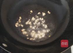 芦笋炒鱿鱼的做法图解2
