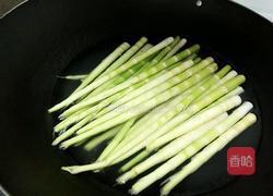 炝炒春笋的做法图解2
