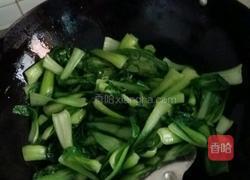炒小白菜的做法图解3