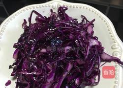 炝拌紫甘蓝的做法图解3