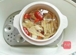 薏米百合鱼胶汤的做法图解6