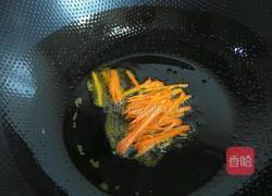 莴苣丝炒百叶的做法图解2