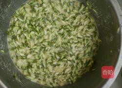 香煎槐花饼的做法图解4