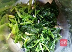 凉拌菠菜花生米的做法图解4