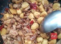 红烧肉闷土豆的做法图解4
