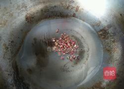 苜蓿猪肉馅饺子的做法图解7