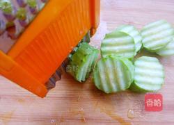 凉拌酸辣黄瓜的做法图解3